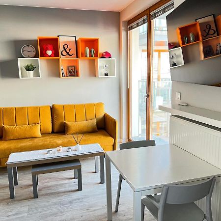 ורשה Nowoczesny Apartament - Blisko Centrum מראה חיצוני תמונה