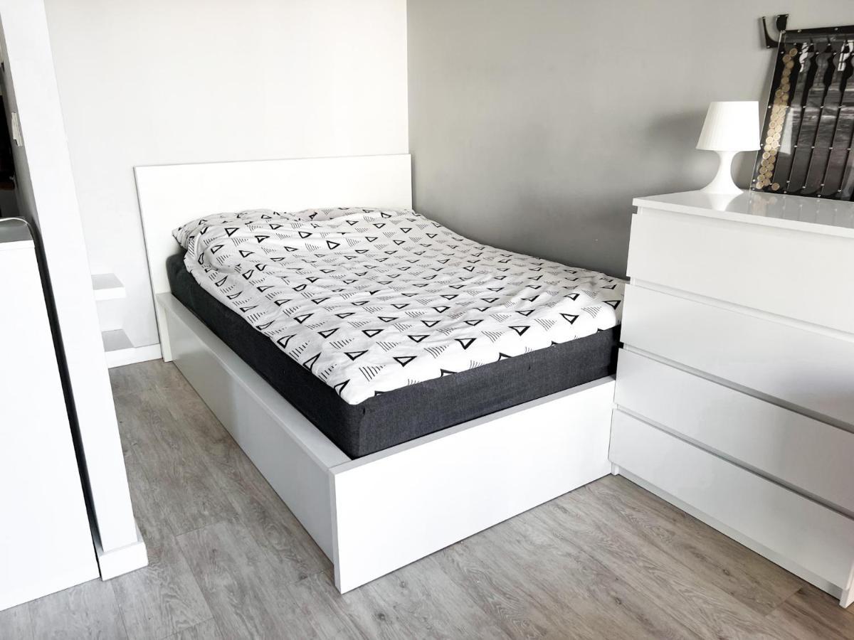 ורשה Nowoczesny Apartament - Blisko Centrum מראה חיצוני תמונה