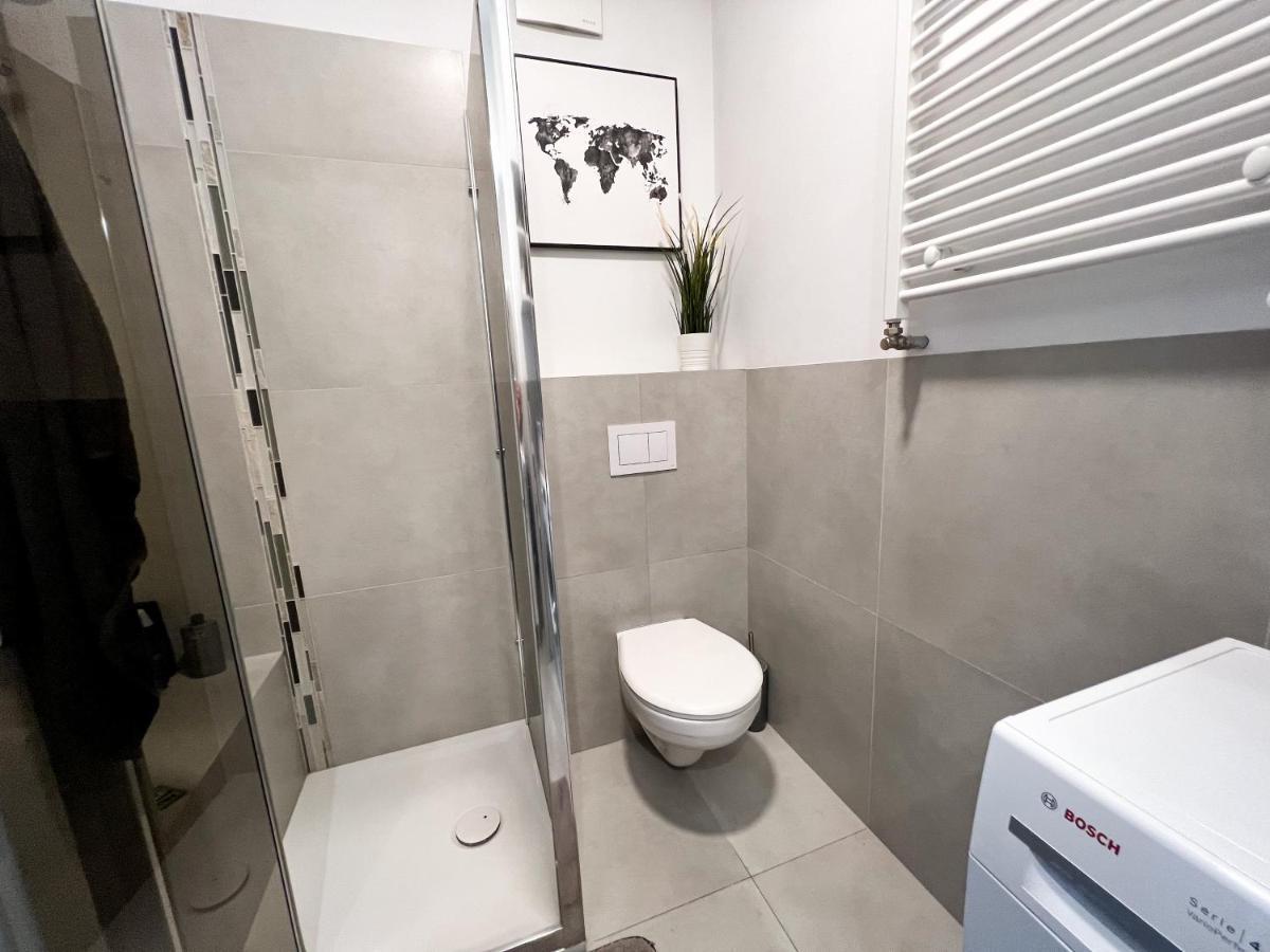 ורשה Nowoczesny Apartament - Blisko Centrum מראה חיצוני תמונה