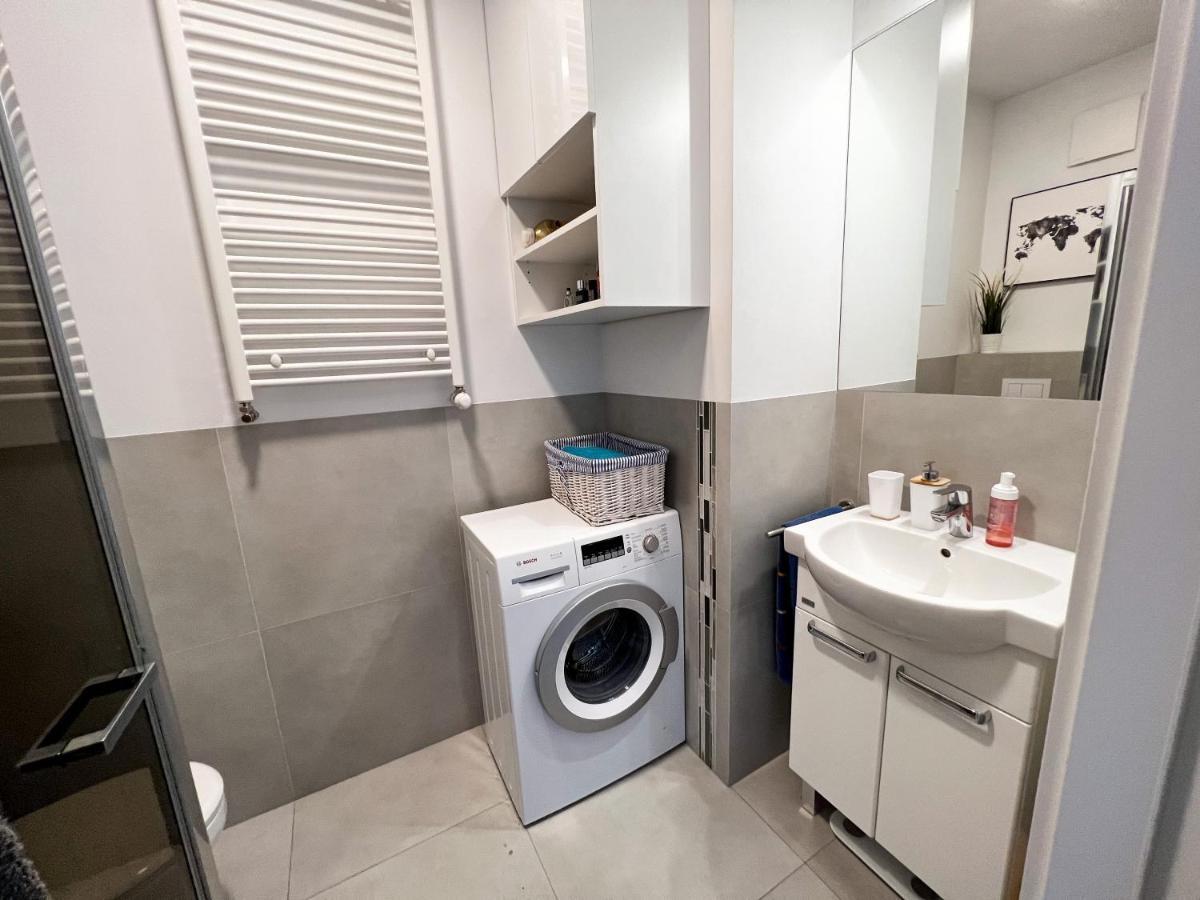 ורשה Nowoczesny Apartament - Blisko Centrum מראה חיצוני תמונה